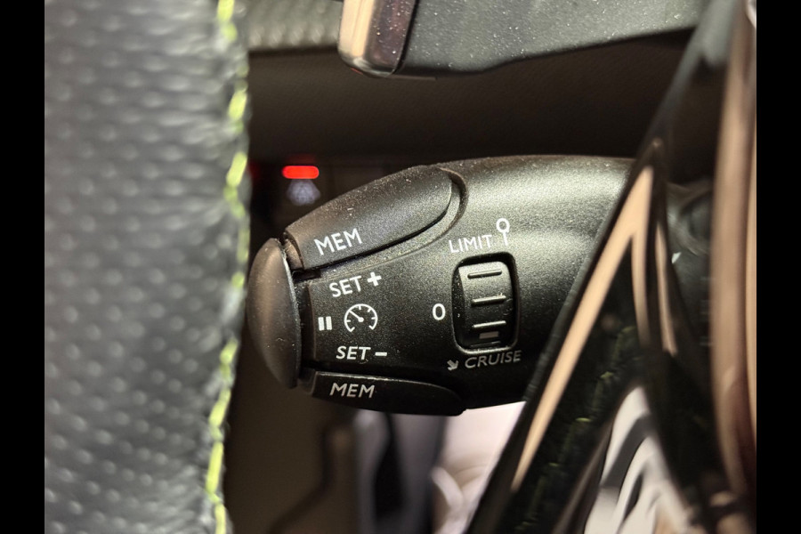 Peugeot 2008 1.2 PureTech GT | Automaat | Camera | Cruise | CarPlay | Navi