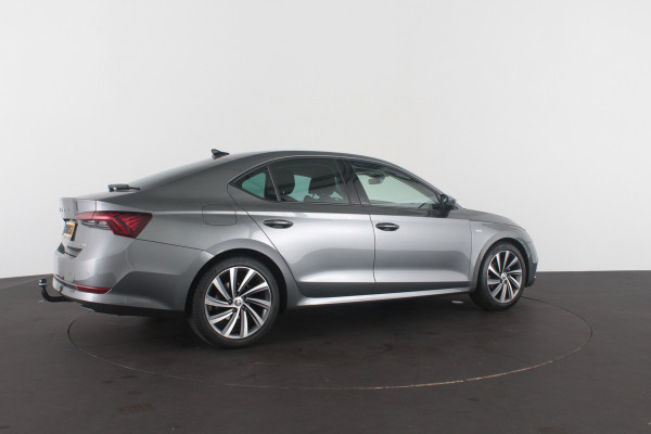 Škoda Octavia 1.5 e-TSI Tour Editie > Trekhaak/ACC/18 inch/Keyless/All season banden