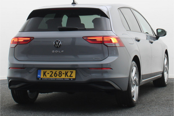 Volkswagen Golf 1.0 eTSI DSG Life Virtual Cockpit, Sfeerverlichting, Climate, ACC, Apple Carplay, PDC, 17''