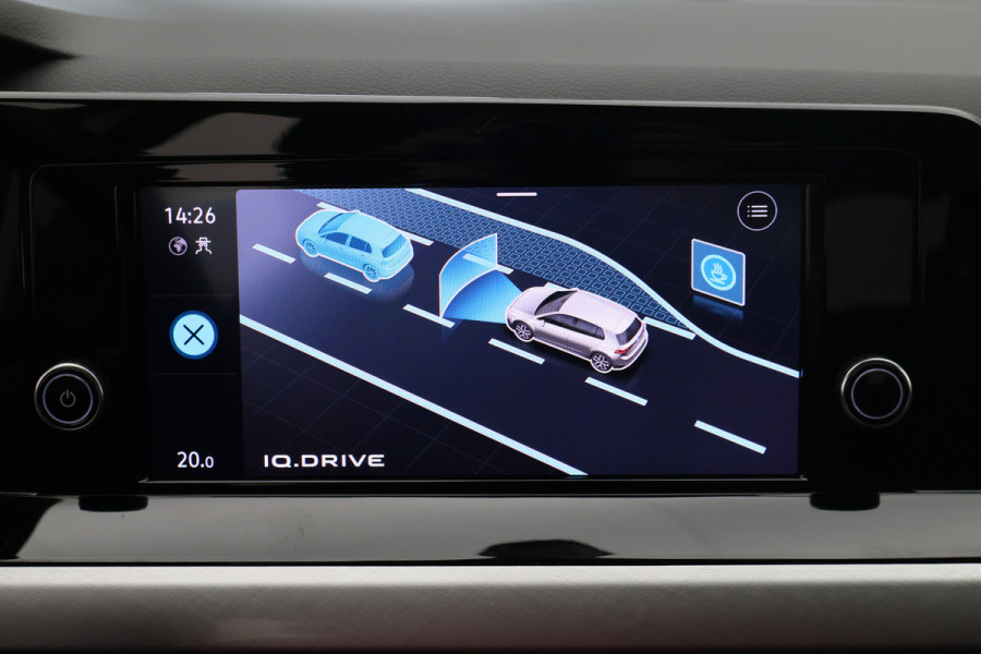 Volkswagen Golf 1.0 eTSI DSG Life Virtual Cockpit, Sfeerverlichting, Climate, ACC, Apple Carplay, PDC, 17''