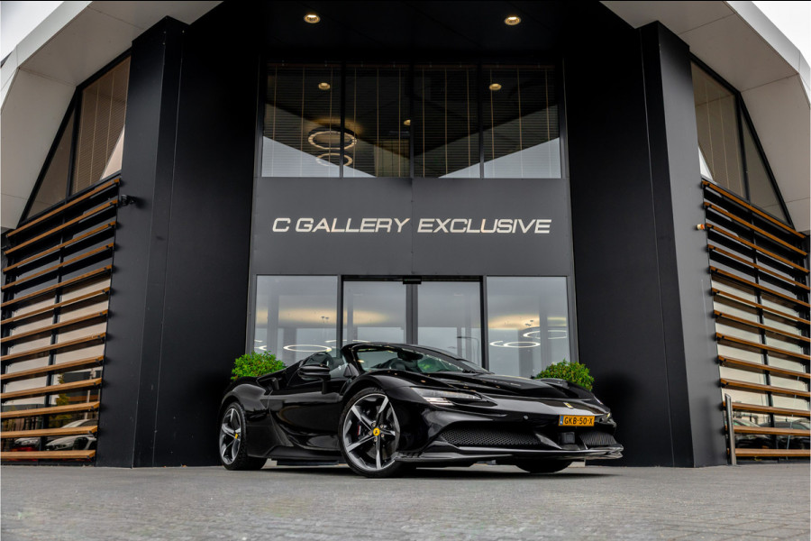 Ferrari SF90 Spider 4.0 V8 - Nieuwe Auto | Origineel NL | Lift | Full Carbon | Nero Daytona