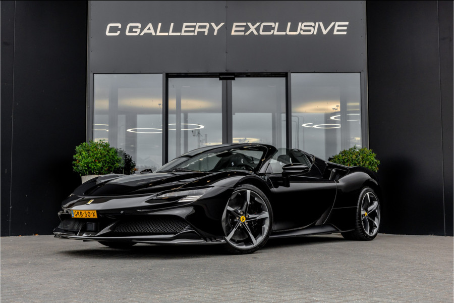 Ferrari SF90 Spider 4.0 V8 - Nieuwe Auto | Origineel NL | Lift | Full Carbon | Nero Daytona