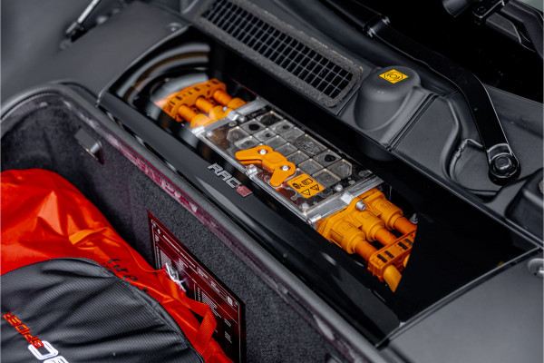 Ferrari SF90 Spider 4.0 V8 - Nieuwe Auto | Origineel NL | Lift | Full Carbon | Nero Daytona