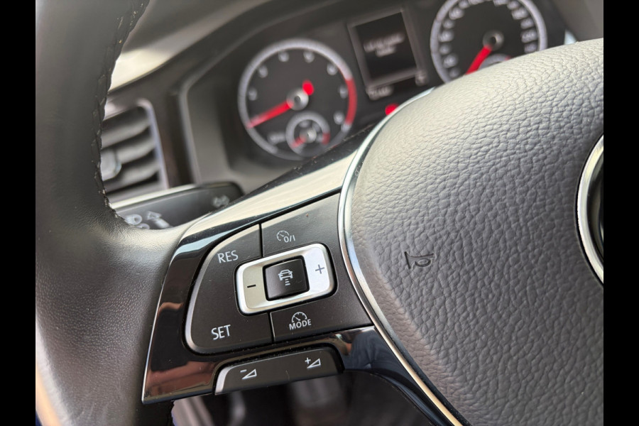 Volkswagen Polo 1.0 TSI Comfortline Business / carplay