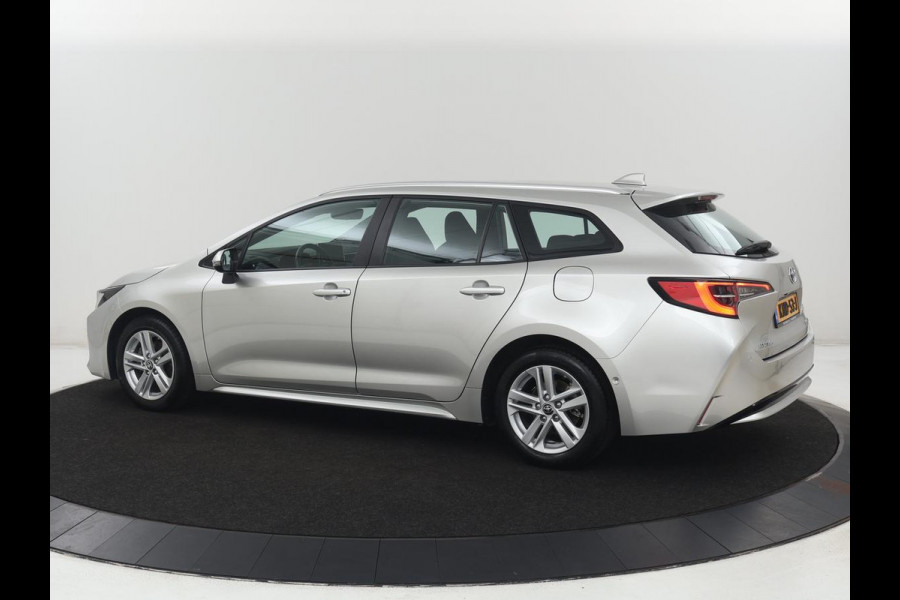 Toyota Corolla 1.8 Hybrid Active | Stoelverwarming | Adaptive cruise | Camera | Navigatie | Parkeerhulp | Bluetooth | Lane assist | Climate control