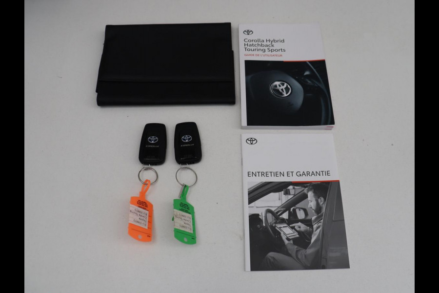 Toyota Corolla 1.8 Hybrid Active | Stoelverwarming | Adaptive cruise | Camera | Navigatie | Parkeerhulp | Bluetooth | Lane assist | Climate control