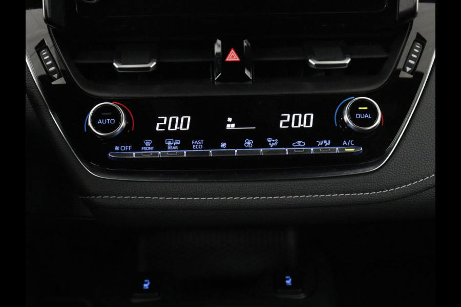 Toyota Corolla 1.8 Hybrid Active | Stoelverwarming | Adaptive cruise | Camera | Navigatie | Parkeerhulp | Bluetooth | Lane assist | Climate control