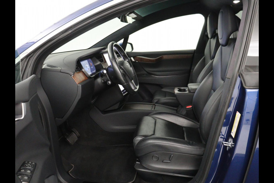 Tesla Model X Long Range | SOH 86% | Panoramadak | Trekhaak | 360 Camera | Stoel & Stuurverwarming | Adaptive cruise | Navigatie | DAB+ | Bluetooth | Climate control | Self-driving | Sfeerverlichting