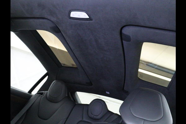 Tesla Model X Long Range | SOH 86% | Panoramadak | Trekhaak | 360 Camera | Stoel & Stuurverwarming | Adaptive cruise | Navigatie | DAB+ | Bluetooth | Climate control | Self-driving | Sfeerverlichting