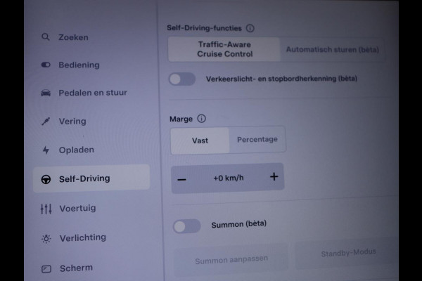 Tesla Model X Long Range | SOH 86% | Panoramadak | Trekhaak | 360 Camera | Stoel & Stuurverwarming | Adaptive cruise | Navigatie | DAB+ | Bluetooth | Climate control | Self-driving | Sfeerverlichting
