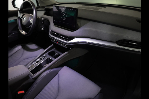 Škoda ENYAQ iV 60 180 pk | Navigatie | Warmtepomp | Panoramadak | Parkeersensoren achter | Climate pakket | Apple Carplay/Android Auto |