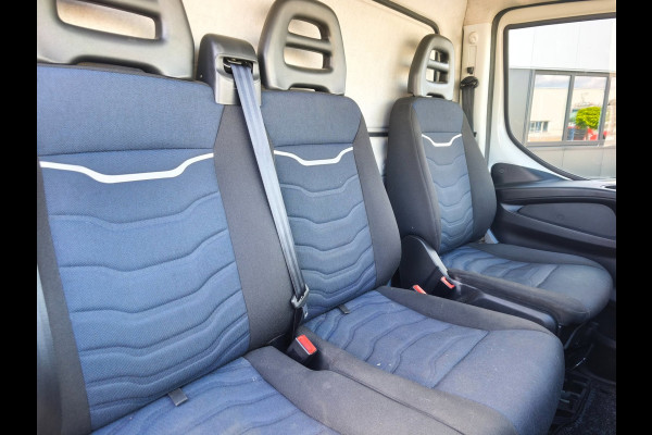 Iveco Daily 35S14V BAKWAGEN MET LAADKLEP AIRCO CAMERA