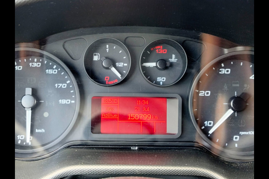 Iveco Daily 35S14V BAKWAGEN MET LAADKLEP AIRCO CAMERA
