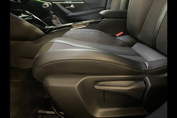 Peugeot 2008 1.2 PureTech GT-Line AIRCO CLIMA NAVI CRUISE APPLE CARPLAY CAMERA PDC 17 INCH VELG 1STE EIG ZEER NETTE AUTO