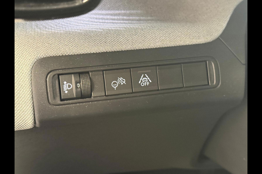 Citroën C3 Aircross 1.2 Hybrid 145pk Plus Automaat, camera, Carplay