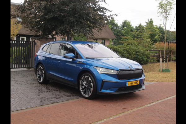 Škoda ENYAQ iV 80 First Edition | Camera | Trekhaak | Leer | Warmtepomp | Sfeerverlichting | Apple Carplay |