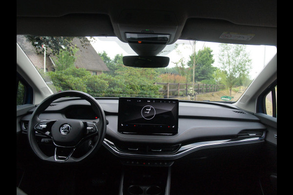 Škoda ENYAQ iV 80 First Edition | Camera | Trekhaak | Leer | Warmtepomp | Sfeerverlichting | Apple Carplay |