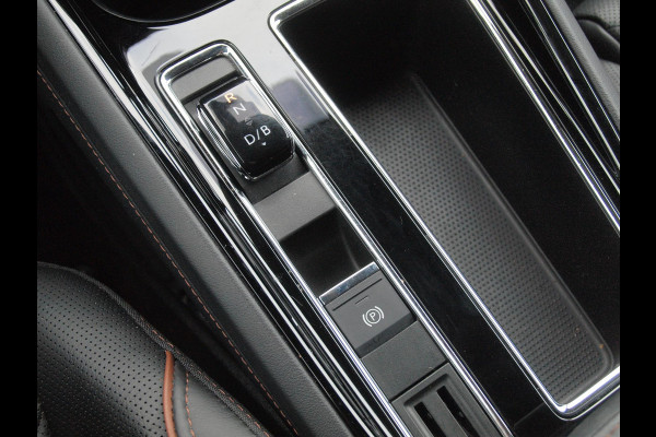 Škoda ENYAQ iV 80 First Edition | Camera | Trekhaak | Leer | Warmtepomp | Sfeerverlichting | Apple Carplay |