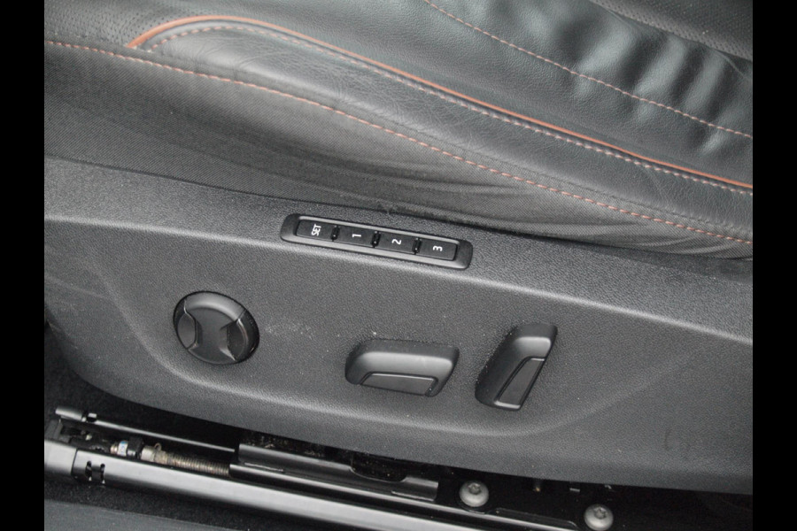 Škoda ENYAQ iV 80 First Edition | Camera | Trekhaak | Leer | Warmtepomp | Sfeerverlichting | Apple Carplay |