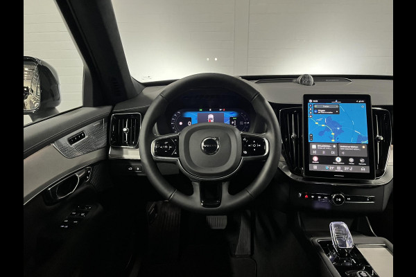 Volvo XC90 2.0 T8 Plug-in hybrid AWD Ultra Black Edition Luchtvering | Trekhaak | Open dak | Bowers & Wilkins | Massage | Stoelventilatie/-verwarming | 360 camera | Head-up | Blis | Google