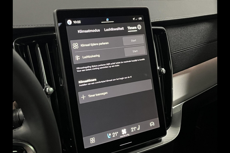 Volvo XC90 2.0 T8 Plug-in hybrid AWD Ultra Black Edition Luchtvering | Trekhaak | Open dak | Bowers & Wilkins | Massage | Stoelventilatie/-verwarming | 360 camera | Head-up | Blis | Google