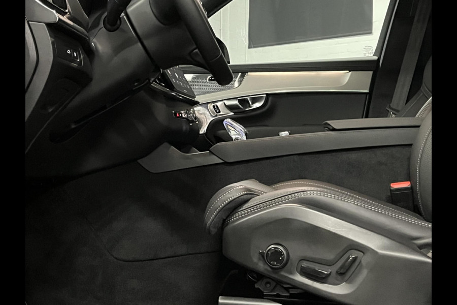 Volvo XC90 2.0 T8 Plug-in hybrid AWD Ultra Black Edition Luchtvering | Trekhaak | Open dak | Bowers & Wilkins | Massage | Stoelventilatie/-verwarming | 360 camera | Head-up | Blis | Google