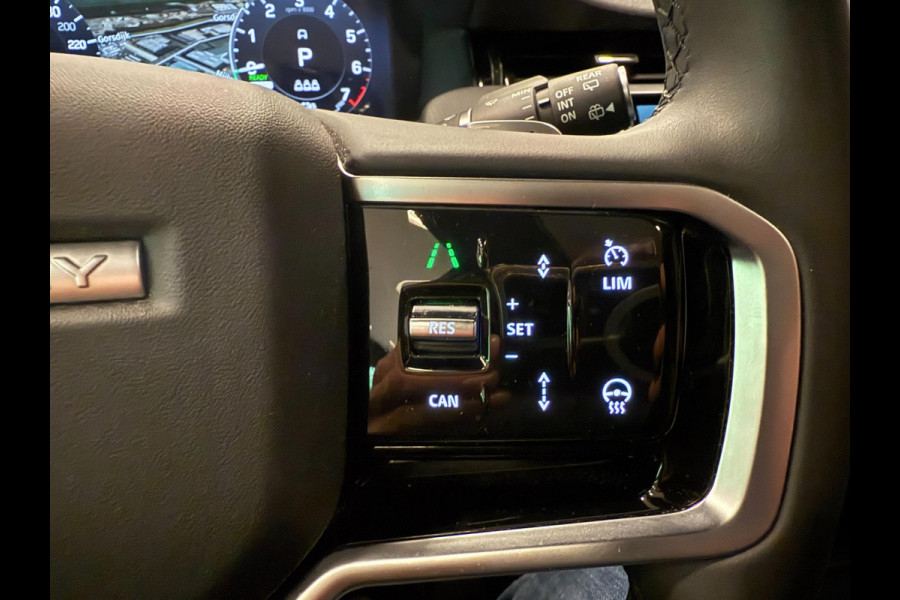 Land Rover Discovery Sport 1.5 P300e AWD R-DYNAMIC 19DKM!! SOH-97,5%/ PANO/NAVI/V-COCKPIT/DAB/CARPLAY/LED/CAM/M-STOELEN///