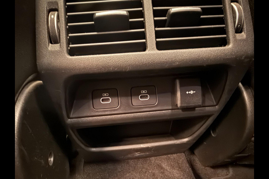 Land Rover Discovery Sport 1.5 P300e AWD R-DYNAMIC 19DKM!! SOH-97,5%/ PANO/NAVI/V-COCKPIT/DAB/CARPLAY/LED/CAM/M-STOELEN///