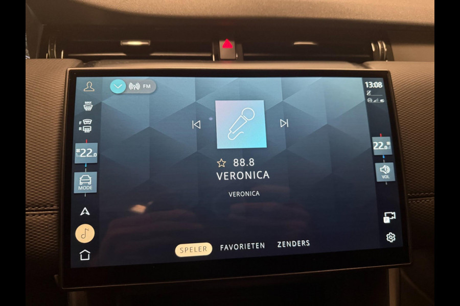 Land Rover Discovery Sport 1.5 P300e AWD R-DYNAMIC 19DKM!! SOH-97,5%/ PANO/NAVI/V-COCKPIT/DAB/CARPLAY/LED/CAM/M-STOELEN///