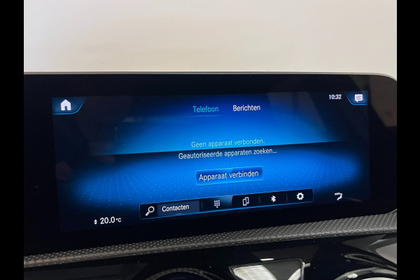 Mercedes-Benz A-Klasse 200 / AMG / Widescreen / Stoelverwarming