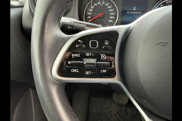 Mercedes-Benz eCitan 112 51kWh L2 285 WLTP 95% (SOH) Camera MBUX Trekhaak 75kW Snelladen Apple Carplay Cruise Control