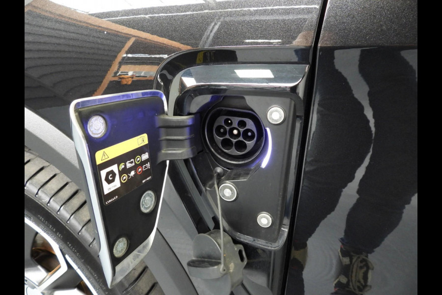 Lynk & Co 01 1.5 PHEV BlackLine ZWARTE HEMEL/360CAM/SCHUIFDAK/LED/20"LMV!