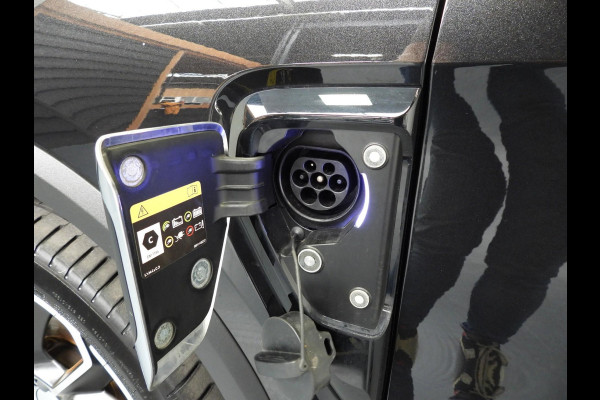 Lynk & Co 01 1.5 PHEV BlackLine ZWARTE HEMEL/360CAM/SCHUIFDAK/LED/20"LMV!
