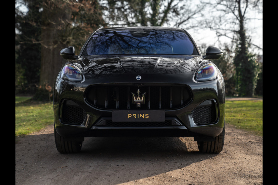 Maserati Grecale Modena 330pk | Luchtvering | Stoelventilatie | Sonus Faber | Adapt. cruise | Nero/Ivoor