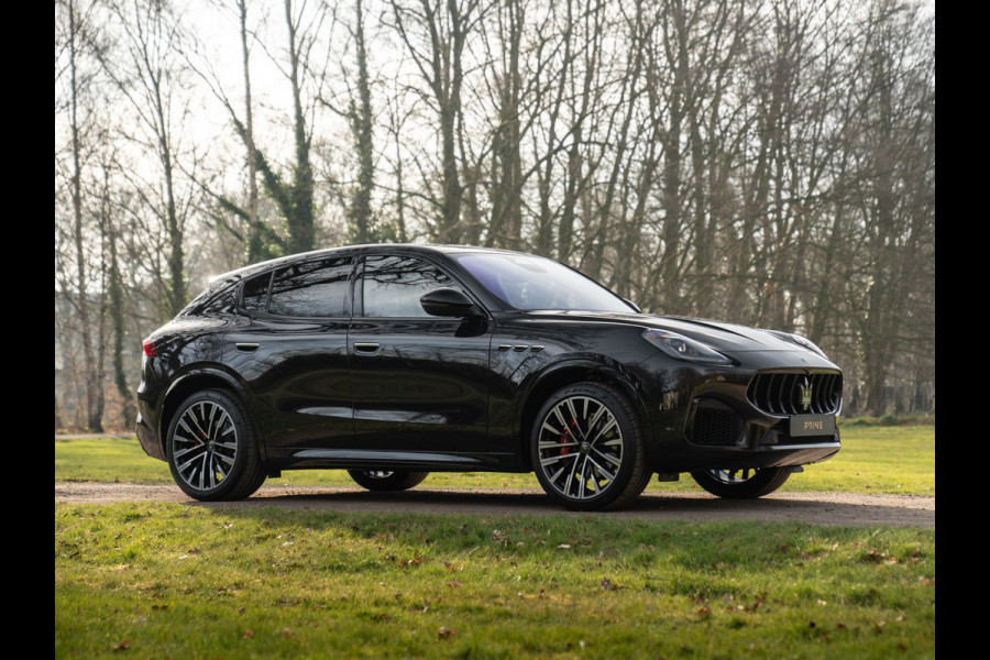 Maserati Grecale Modena 330pk | Luchtvering | Stoelventilatie | Sonus Faber | Adapt. cruise | Nero/Ivoor