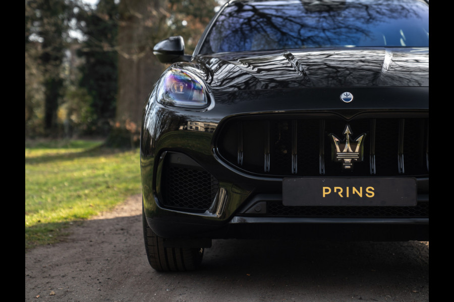 Maserati Grecale Modena 330pk | Luchtvering | Stoelventilatie | Sonus Faber | Adapt. cruise | Nero/Ivoor