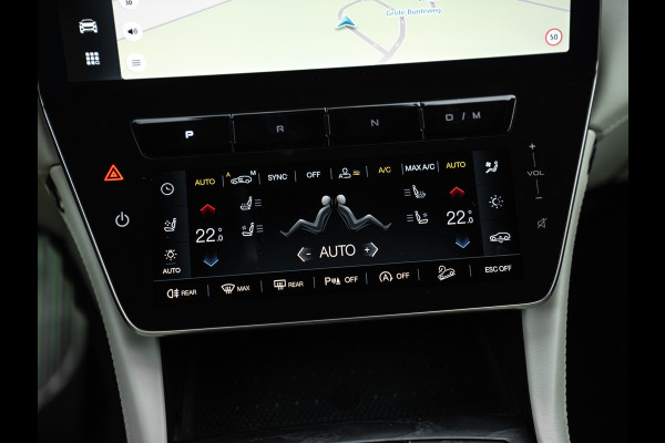 Maserati Grecale Modena 330pk | Luchtvering | Stoelventilatie | Sonus Faber | Adapt. cruise | Nero/Ivoor
