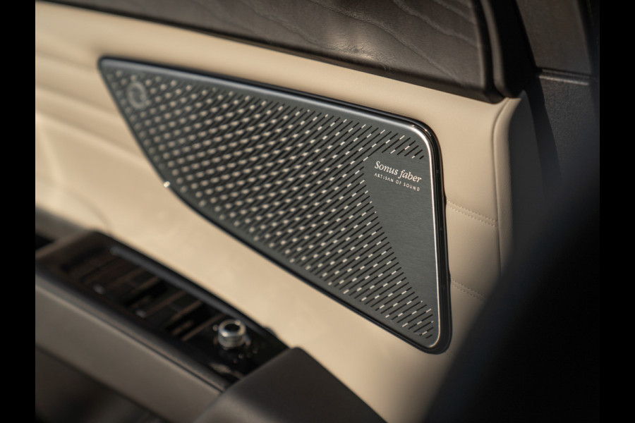Maserati Grecale Modena 330pk | Luchtvering | Stoelventilatie | Sonus Faber | Adapt. cruise | Nero/Ivoor