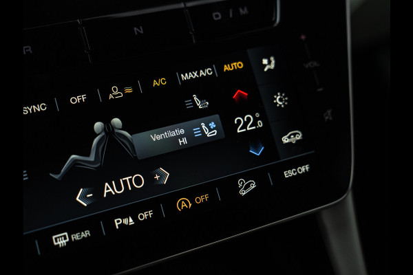 Maserati Grecale Modena 330pk | Luchtvering | Stoelventilatie | Sonus Faber | Adapt. cruise | Nero/Ivoor