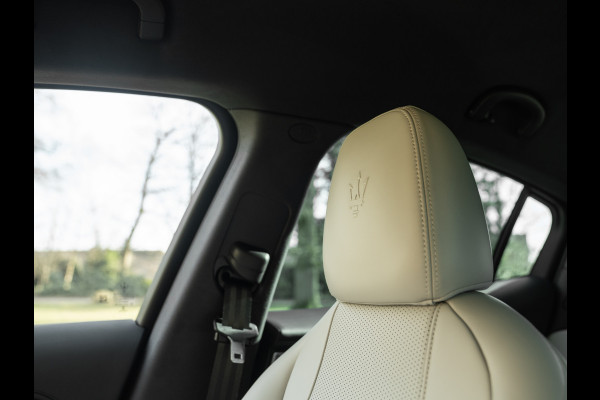 Maserati Grecale Modena 330pk | Luchtvering | Stoelventilatie | Sonus Faber | Adapt. cruise | Nero/Ivoor