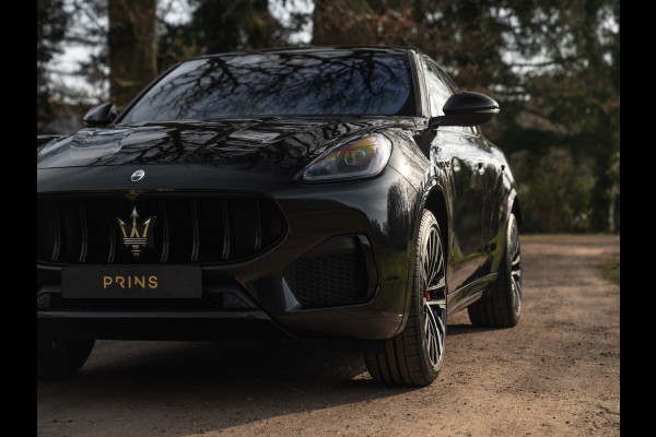 Maserati Grecale Modena 330pk | Luchtvering | Stoelventilatie | Sonus Faber | Adapt. cruise | Nero/Ivoor