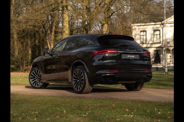 Maserati Grecale Modena 330pk | Luchtvering | Stoelventilatie | Sonus Faber | Adapt. cruise | Nero/Ivoor