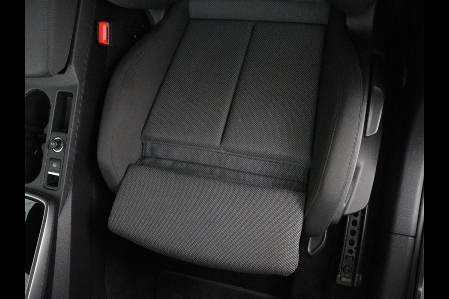 Audi A3 Sportback 40 TFSI e Advanced edition | SOH 96.7% | Adaptive cruise | Carplay | Stoelverwarming | Full LED | Climate control | Virtual | Park assist |