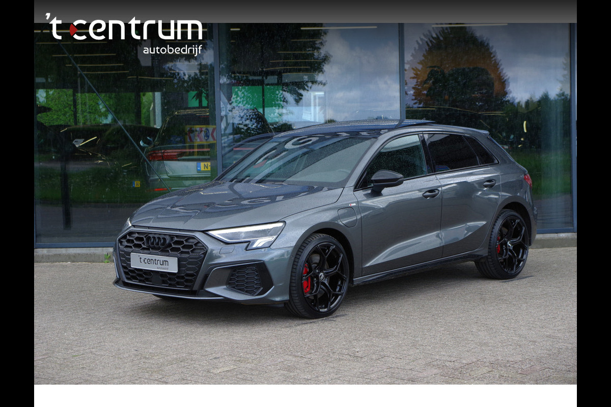 Audi A3 Sportback 40 TFSI e 204 PK S-Line Edition PHEV, RS-Sportstoelen, Stoelverwarming, LED
