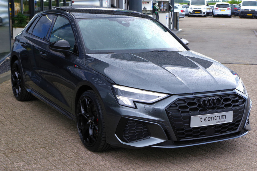 Audi A3 Sportback 40 TFSI e 204 PK S-Line Edition PHEV, RS-Sportstoelen, Stoelverwarming, LED