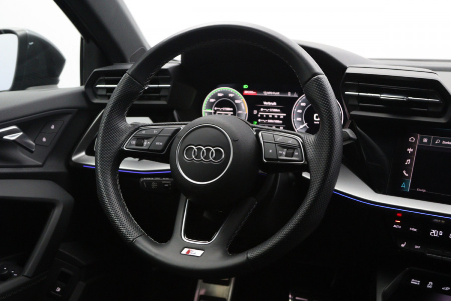 Audi A3 Sportback 40 TFSI e 204 PK S-Line Edition PHEV, RS-Sportstoelen, Stoelverwarming, LED