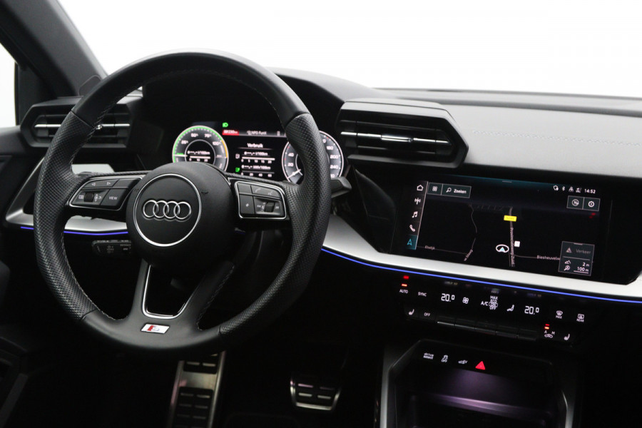 Audi A3 Sportback 40 TFSI e 204 PK S-Line Edition PHEV, RS-Sportstoelen, Stoelverwarming, LED