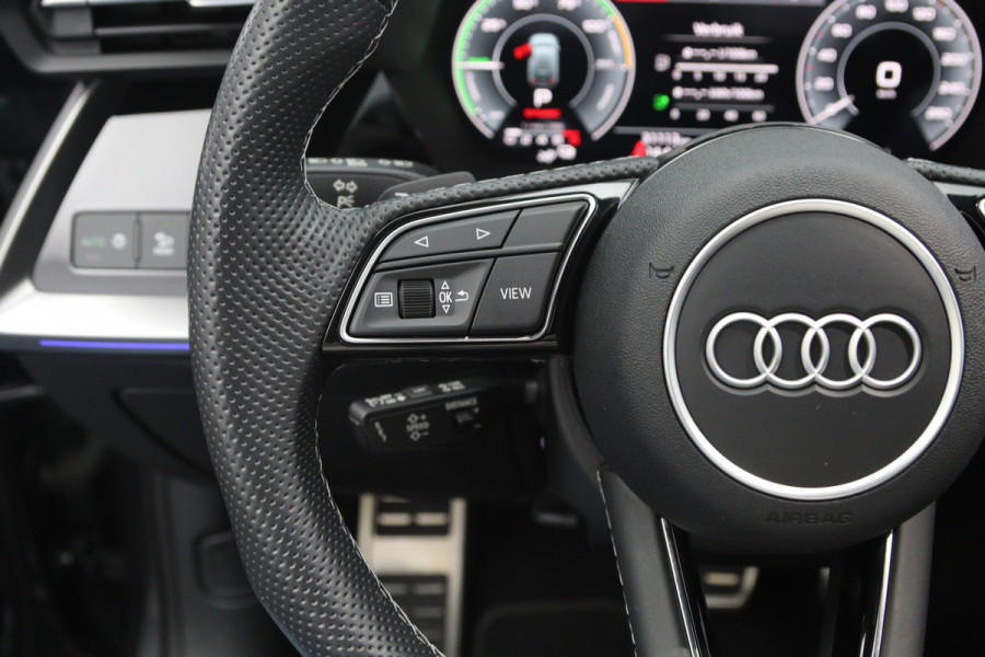 Audi A3 Sportback 40 TFSI e 204 PK S-Line Edition PHEV, RS-Sportstoelen, Stoelverwarming, LED
