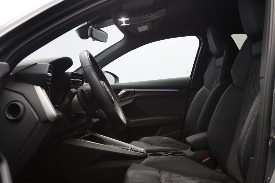 Audi A3 Sportback 40 TFSI e 204 PK S-Line Edition PHEV, RS-Sportstoelen, Stoelverwarming, LED
