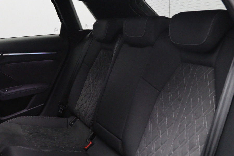 Audi A3 Sportback 40 TFSI e 204 PK S-Line Edition PHEV, RS-Sportstoelen, Stoelverwarming, LED